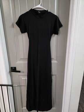 Its Brand Womans Small Black Maxi Dress Back Cutout Side Slit Stretchy